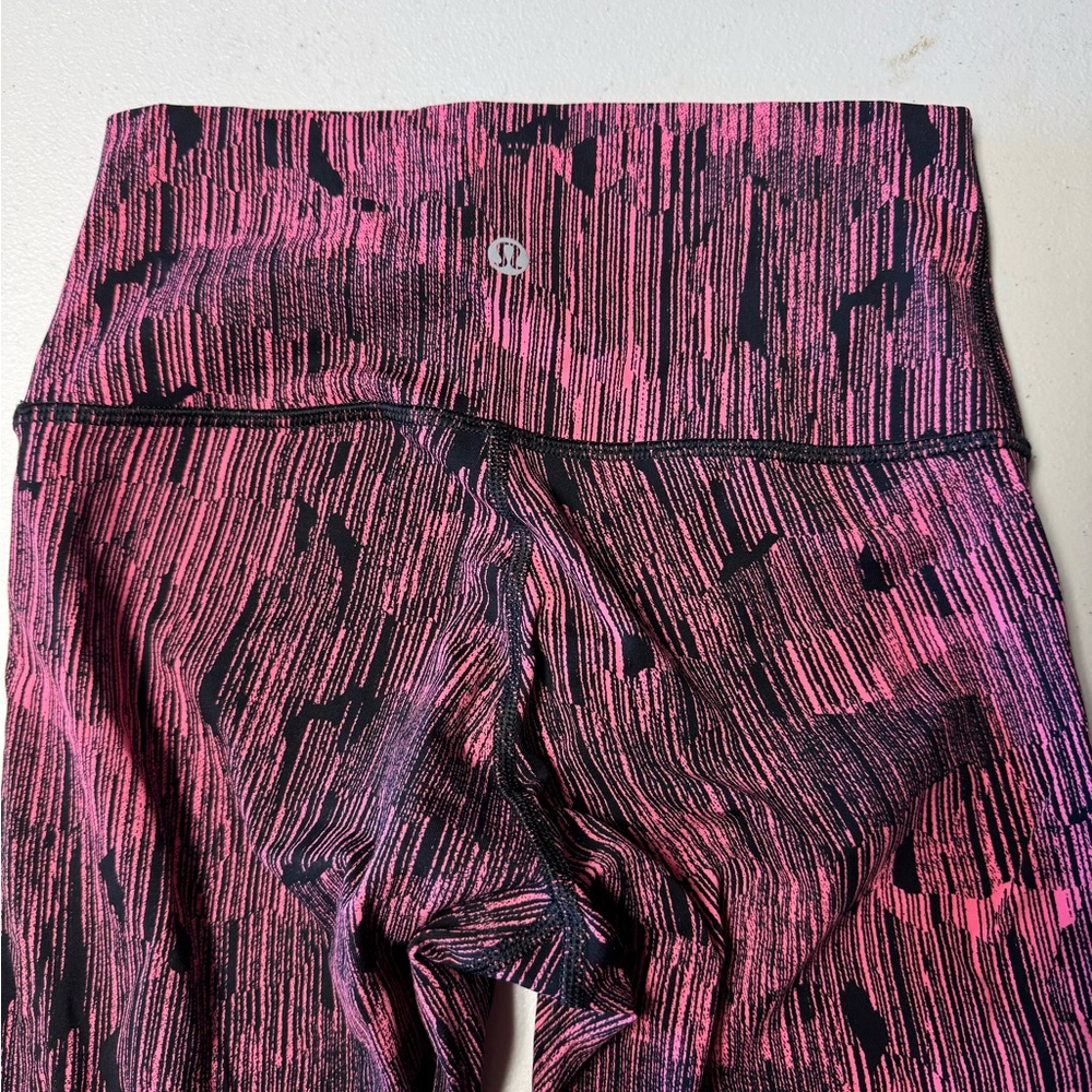 lululemon athletica Pink and Black Space-Dye Leggings size 4 - Picture 2 of 5
